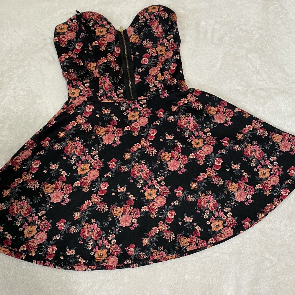 Strapless a line floral black dress with built in bra/ Papaya/ Size S